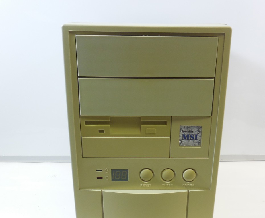 Заглушка для корпуса 5,25" белая - Pic n 260795