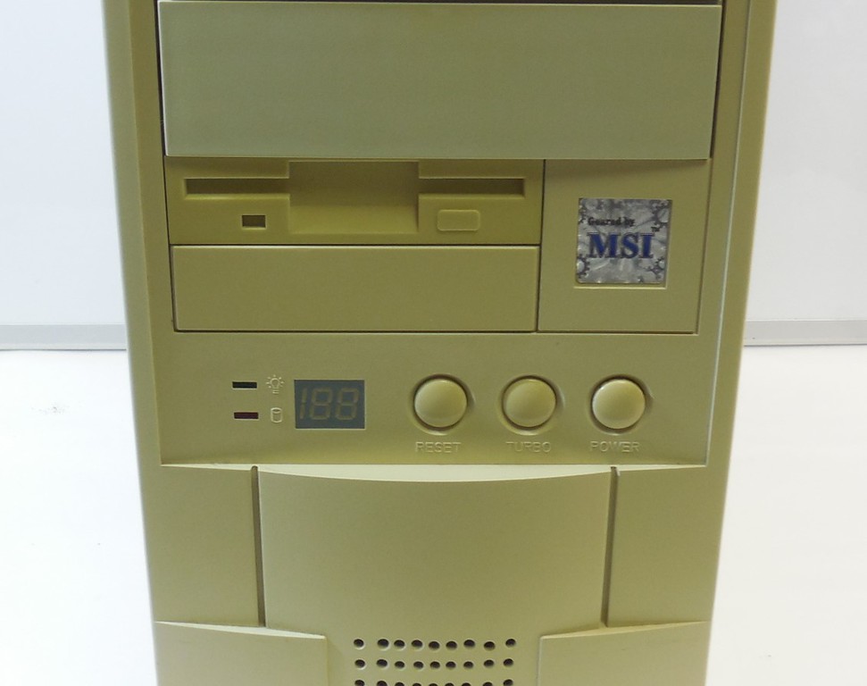 Заглушка для корпуса 3,5" белая  - Pic n 260792