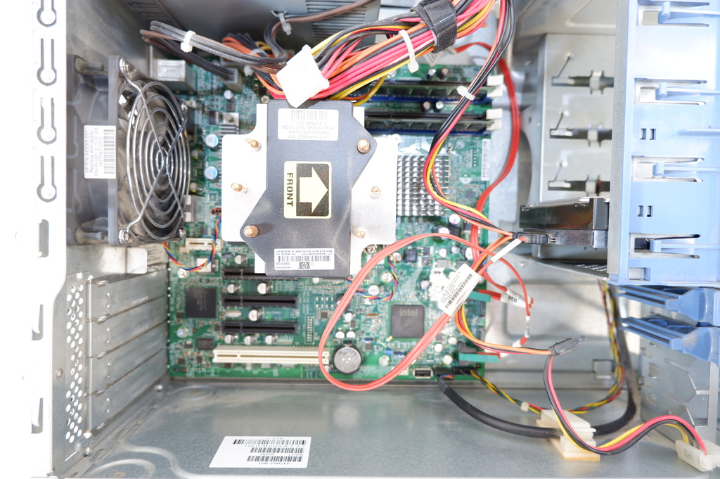 Сервер HP Proliant ML110 G5 Intel XEON E3110 - Pic n 282269