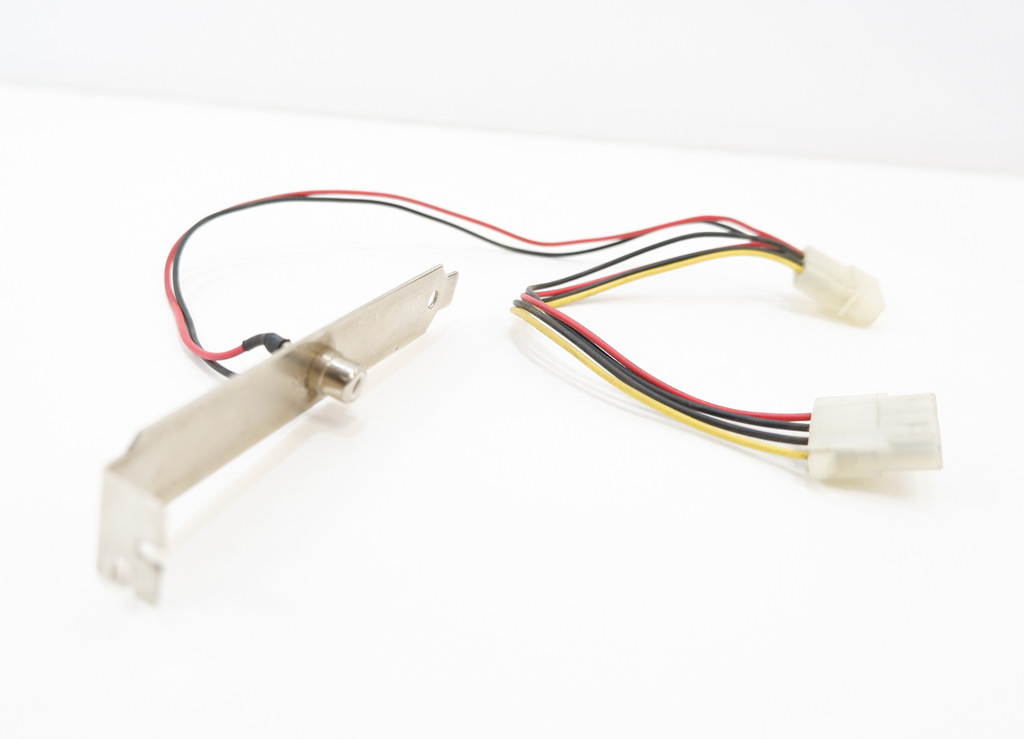 Планка портов в корпус Molex — RCA DC 5v - Pic n 37707