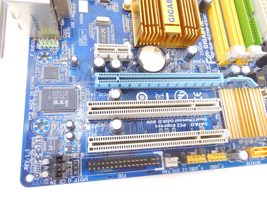 Мат. плата MB Socket 775 Gigabyte GA-G31M-ES2C - Pic n 123632