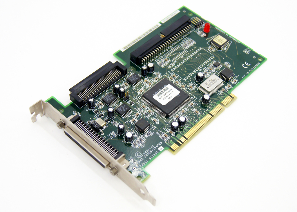 Контроллер PCI SCSI Adaptec AHA-2940UW - Pic n 282758