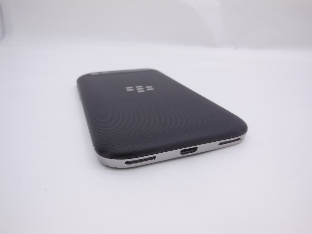 Смартфон BlackBerry Classic (SQC100-1) - Pic n 309353