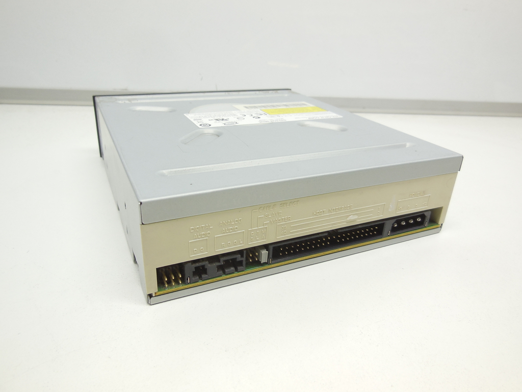 Оптический привод IDE DVD-ROM LITE-ON DH-16D2P - Pic n 310289