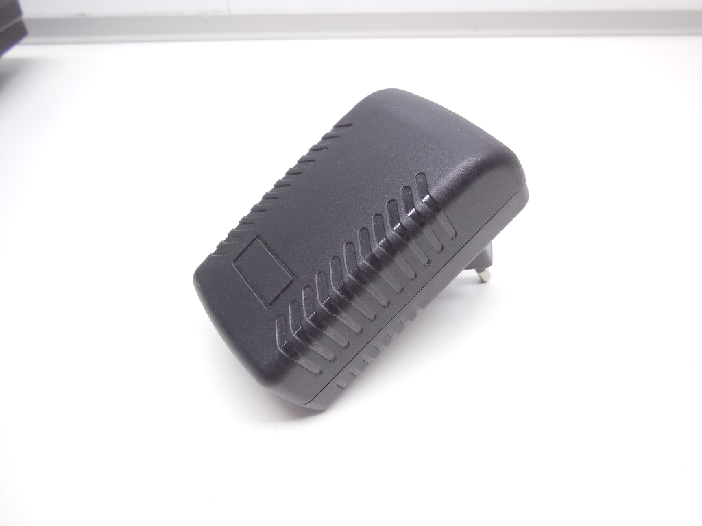 PoE адаптер LZD101-24W-24V 2x Port LAN (RJ-45), DC Output: 24V, 1A - Pic n 310832