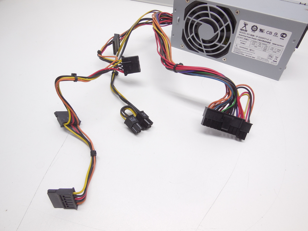 Блок питания TFX 200W Inwin POWER MAN IP-S200FF1-0 - Pic n 310835