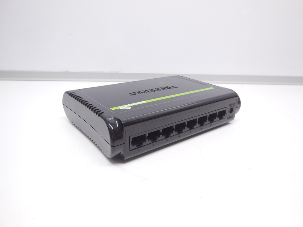 Коммутатор TRENDnet TE100-S8 / EU Rev. 2.0 - Pic n 310890