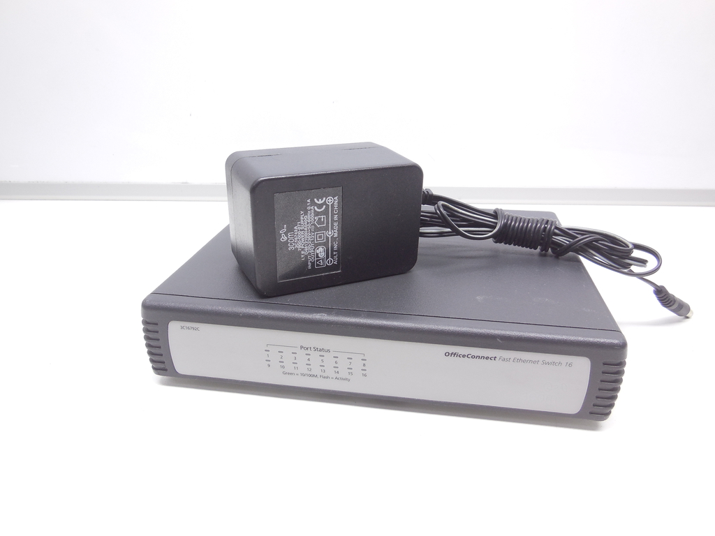 Коммутатор Switch 3COM 3C16792C, 16 портов 10/100 Мбит/сек - Pic n 310892