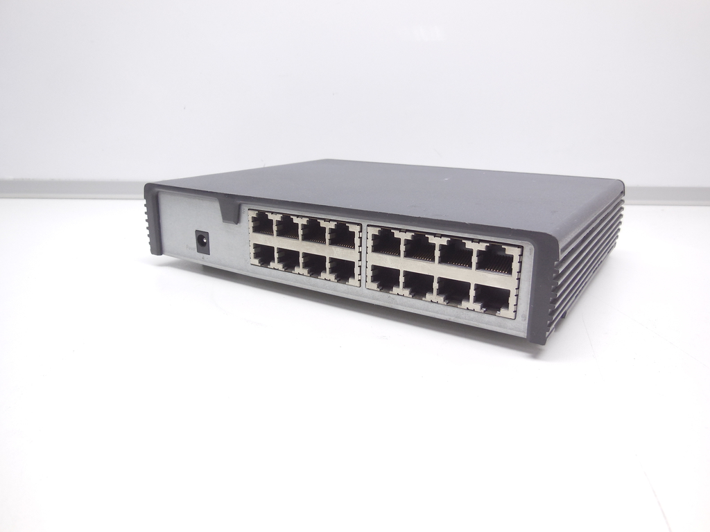 Коммутатор Switch 3COM 3C16792C, 16 портов 10/100 Мбит/сек - Pic n 310892