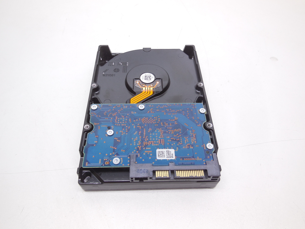 Жесткий диск HDD SATA 2Tb Hitachi Deskstar 7K3000 (HDS723020BLA642) - Pic n 310932