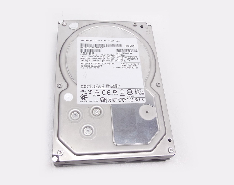 Жесткий диск HDD SATA 2Tb Hitachi Deskstar 7K2000 HDS722020ALA330 - Pic n 310934