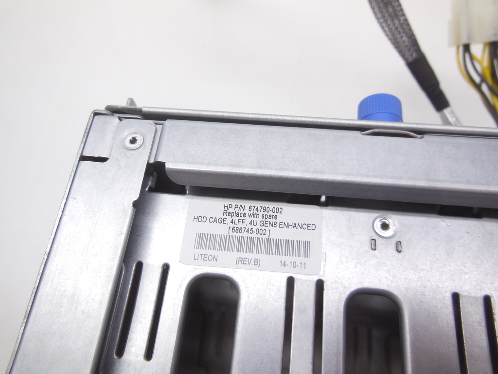 Корзина для жестких дисков HP 674890-002 от сервера HP ProLiant ML350G9 ML150G9 ML110 G9 ML30 G9 - Pic n 310994