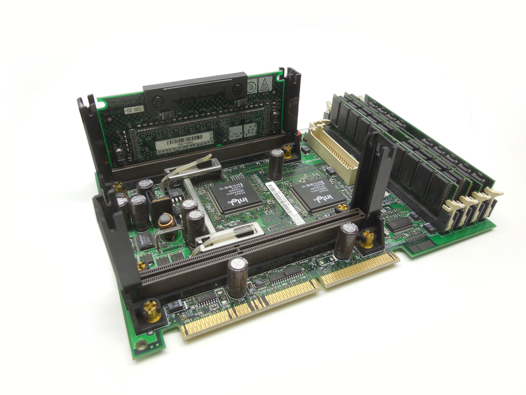 Материнская плата от сервера Digital Server 1000 в комплекте с памятью EDO 320Mb 1997 год - Pic n 311009