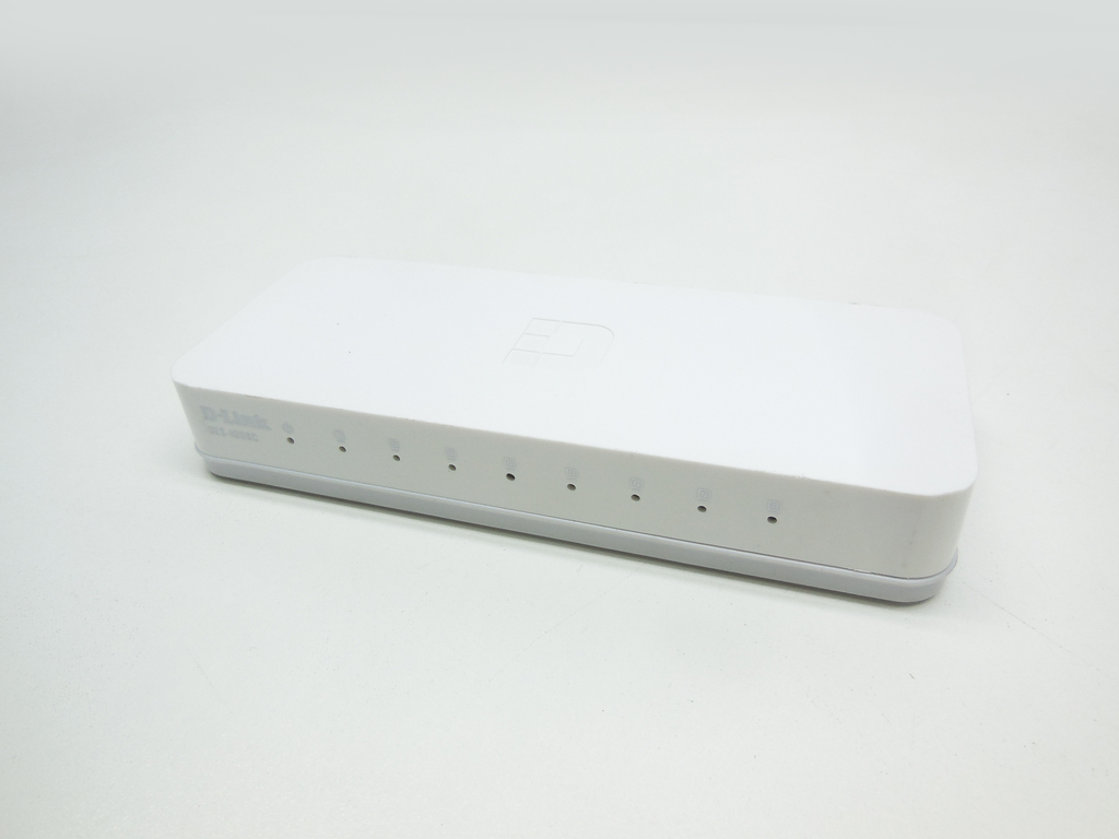 Неуправляемый коммутатор D-Link DES-1008C 8 портов 10/100 Мбит/сек - Pic n 311013