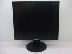 ЖК-монитор 19" Samsung SyncMaster 943