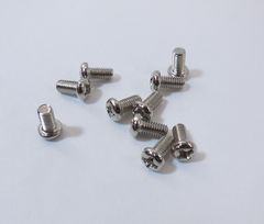 Болты SCREW M3 Phillips Длина 6mm Pan Head machine Silk 10штук