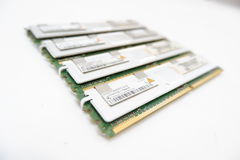 Серверная память Qimonda DDR2 ECC PC2 5300F 1GB - Pic n 281319