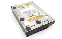 Жёсткий диск 3.5" HDD SATA 2TB WD Gold WD2005FBYZ