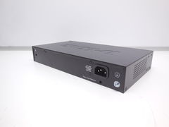Неуправляемый коммутатор D-Link DES-1016D / H1A, 16 портов 10/100 Мбит/сек - Pic n 310868