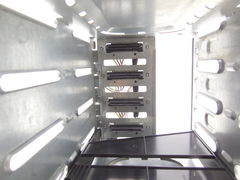 Корзина для жестких дисков HP 637214-001 от сервера HP ProLiant ML110 G7 P/N: 645592-002, 4N5J6-02 M Без 3-х салазок - Pic n 311047